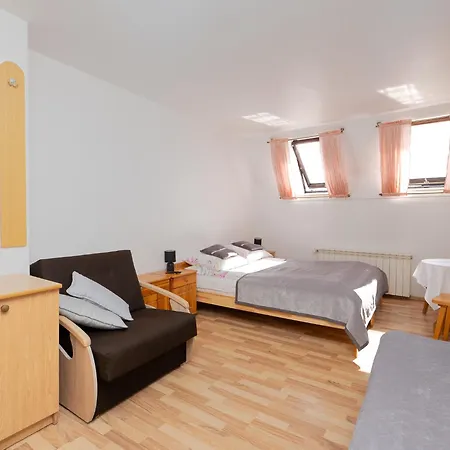 Anna Maria Bed & Breakfast 3*