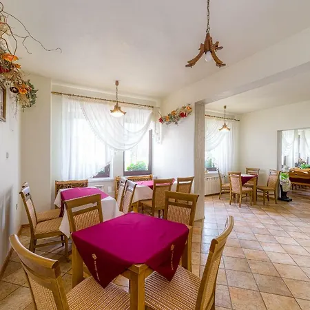 Anna Maria Bed & Breakfast 3*