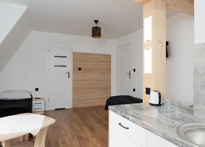 Nocleg ze śniadaniem Anna Maria 3*