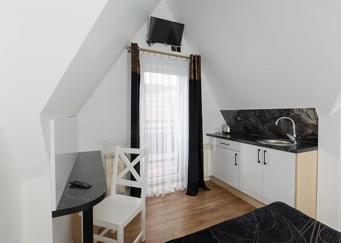 Anna Maria Nocleg ze śniadaniem Małe Ciche